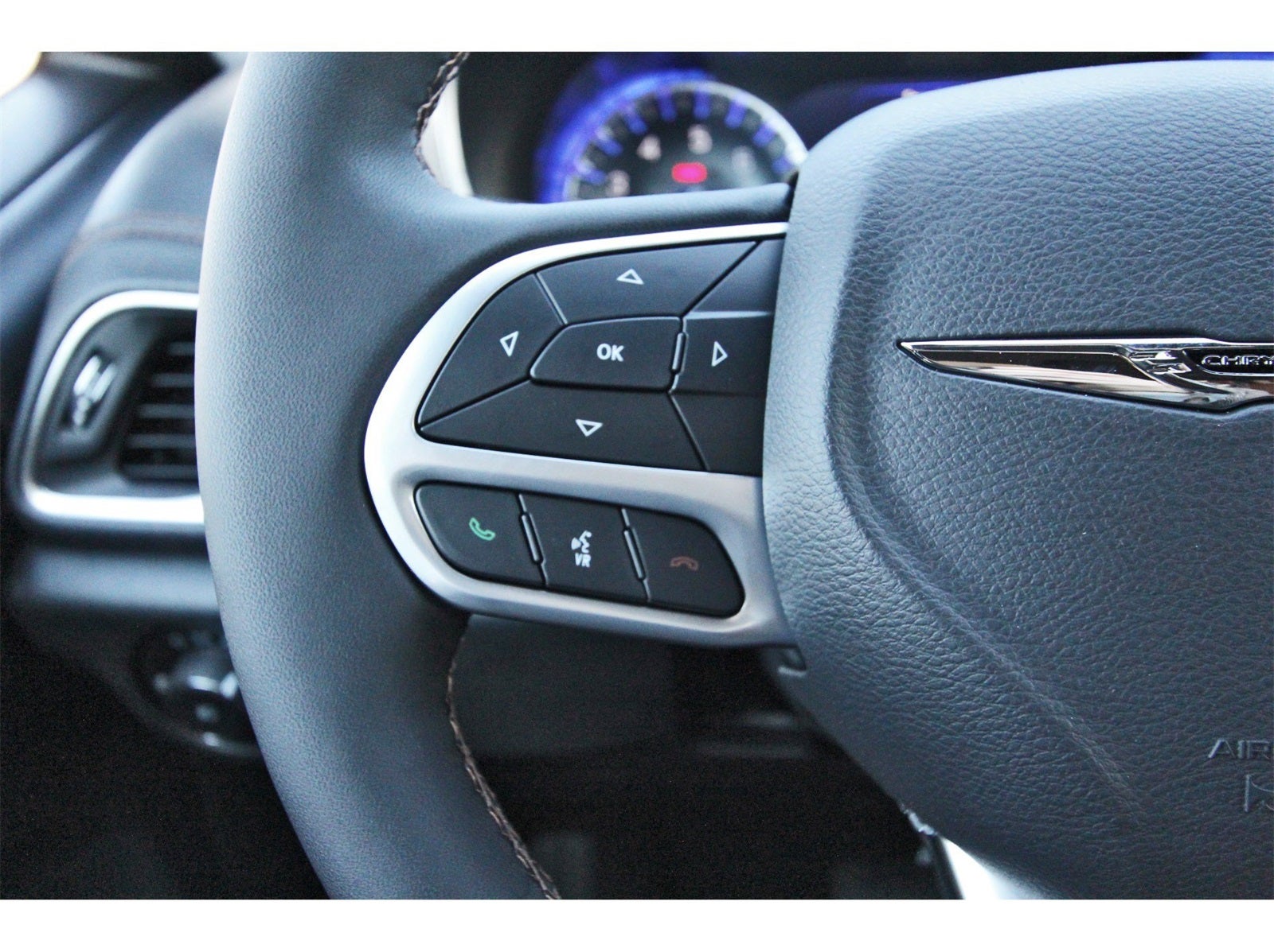 2026 Chrysler Pacifica Pinnacle FWD