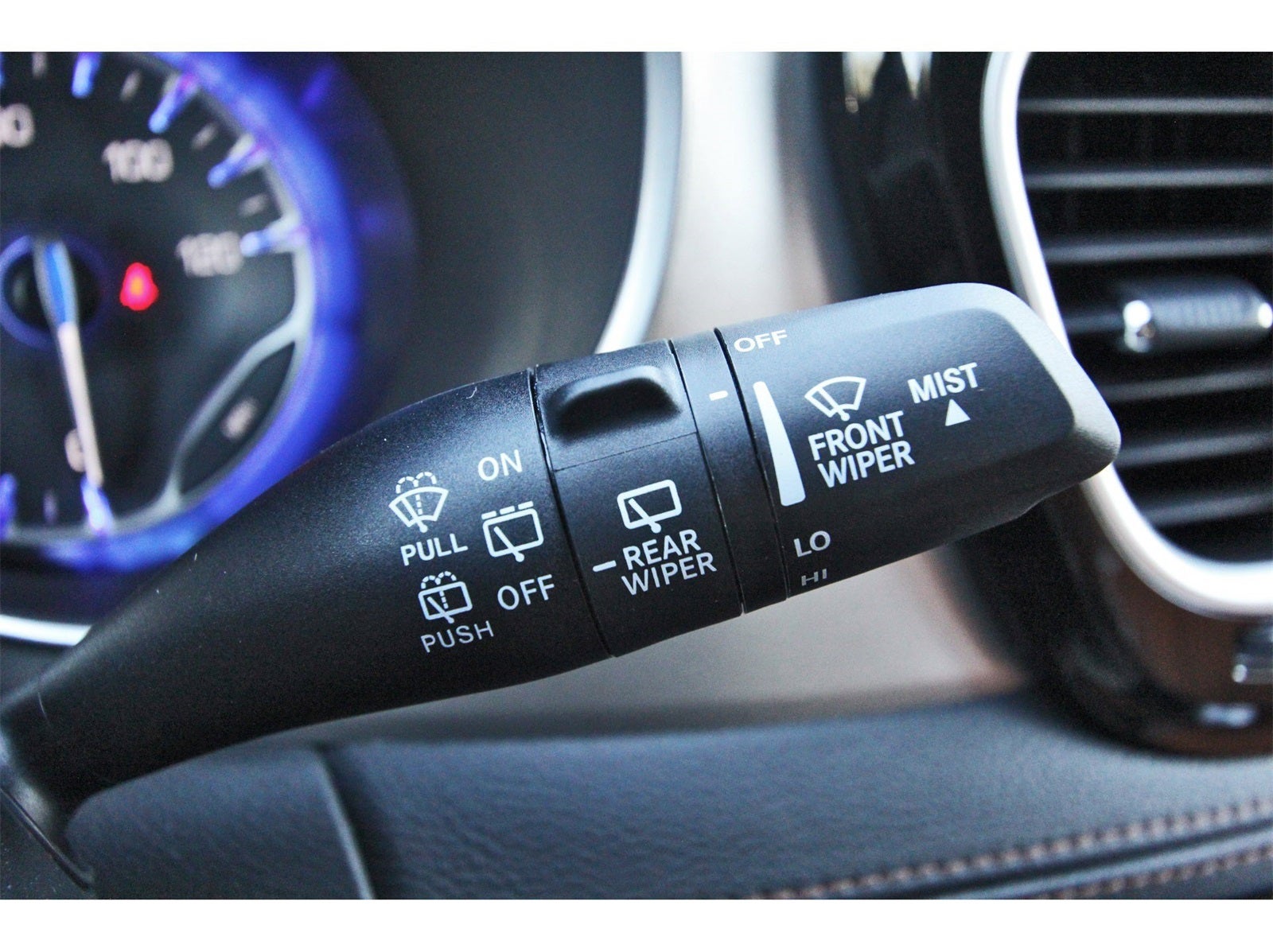 2026 Chrysler Pacifica Pinnacle FWD