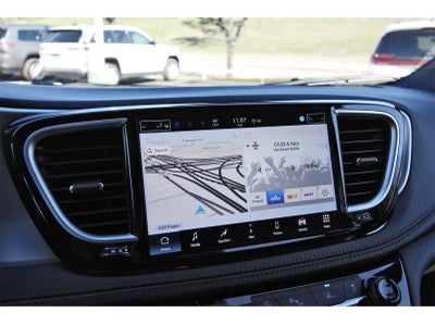 2026 Chrysler Pacifica Pinnacle FWD