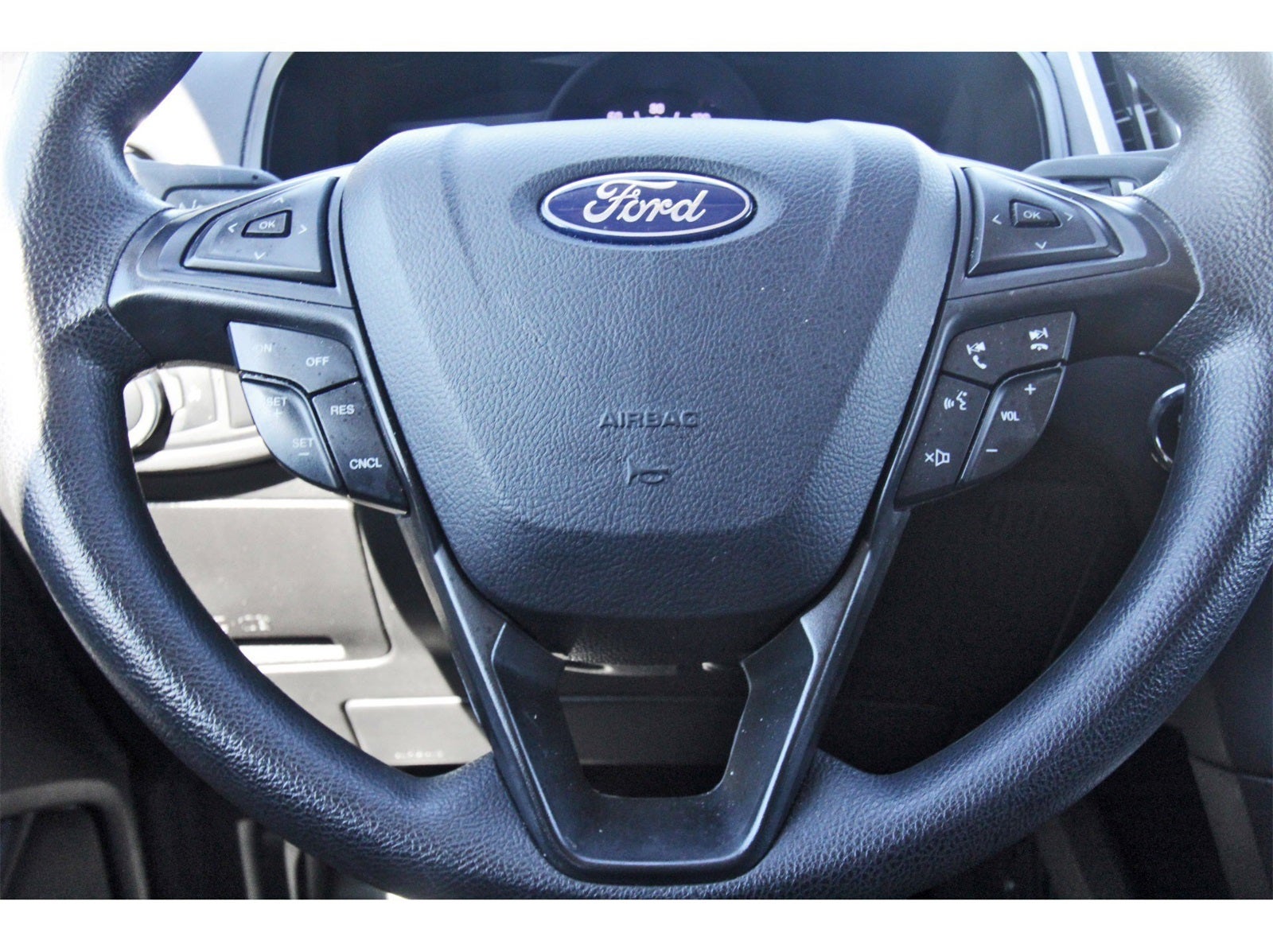 2024 Ford Edge SE