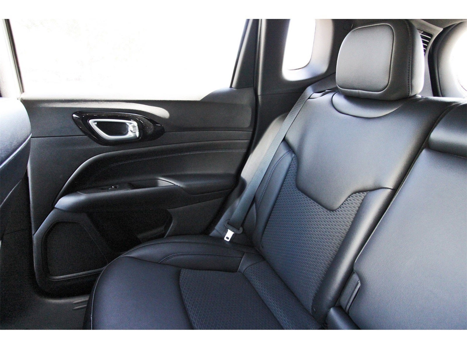 2026 Jeep Compass Latitude Altitude 4x4