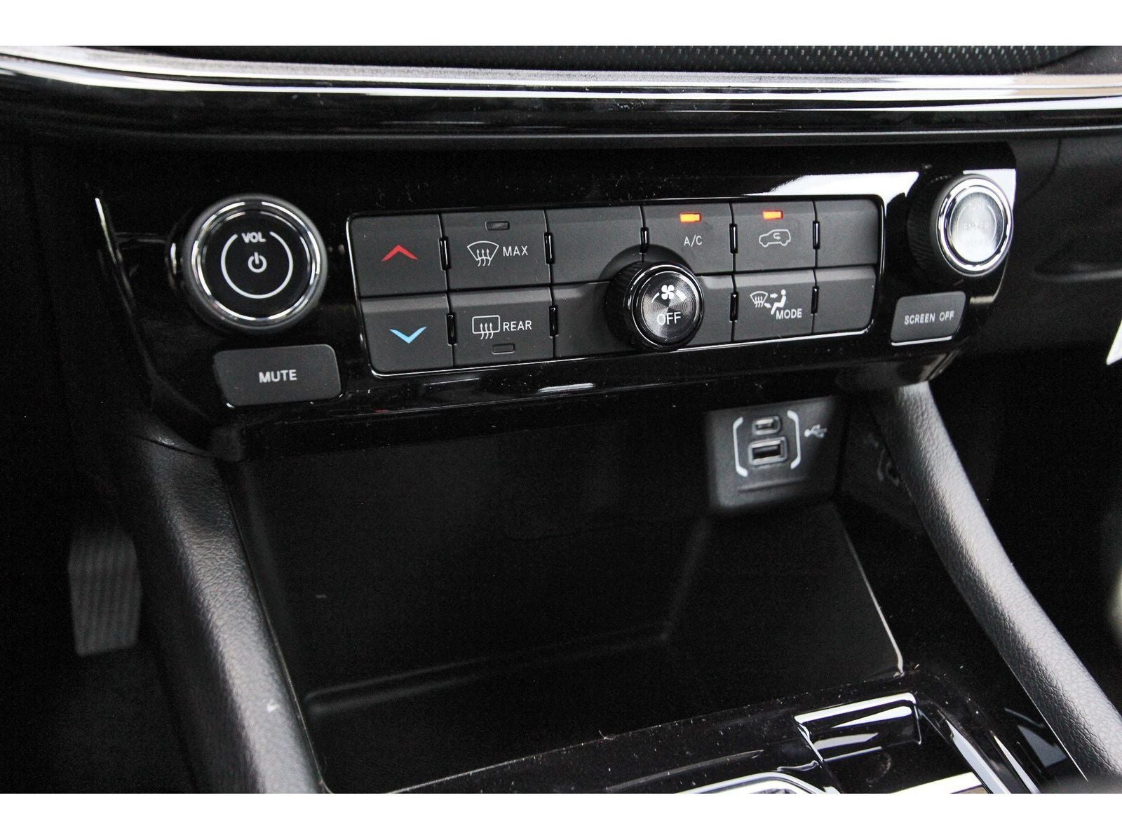 2026 Jeep Compass Latitude Altitude 4x4