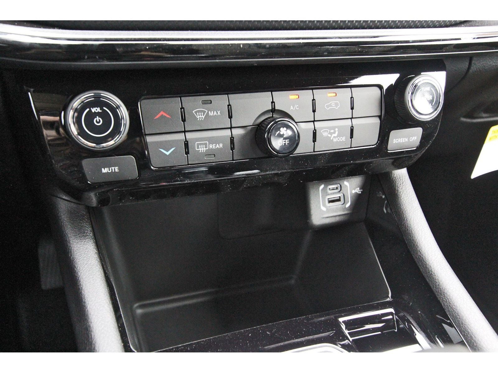 2026 Jeep Compass Latitude Altitude 4x4