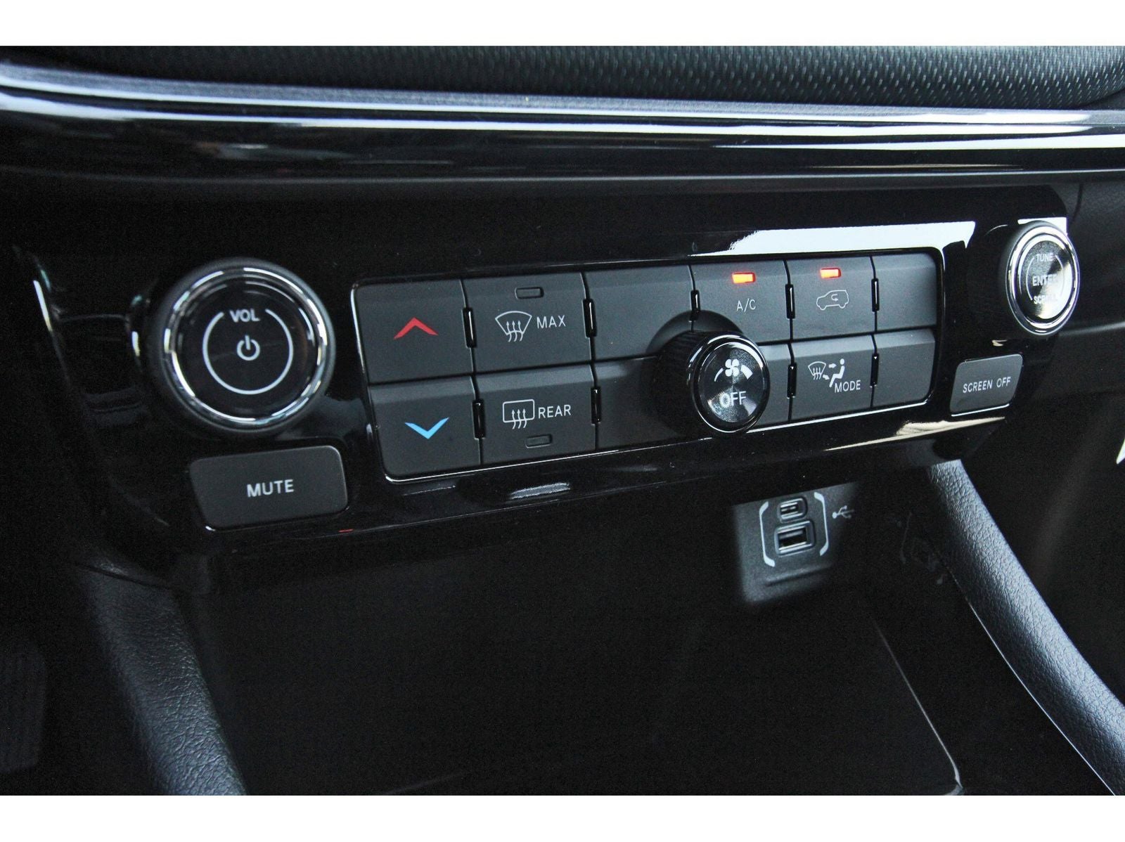 2026 Jeep Compass Latitude Altitude 4x4