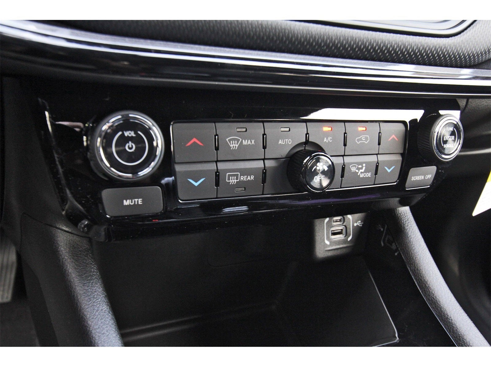 2026 Jeep Compass Latitude Altitude 4x4