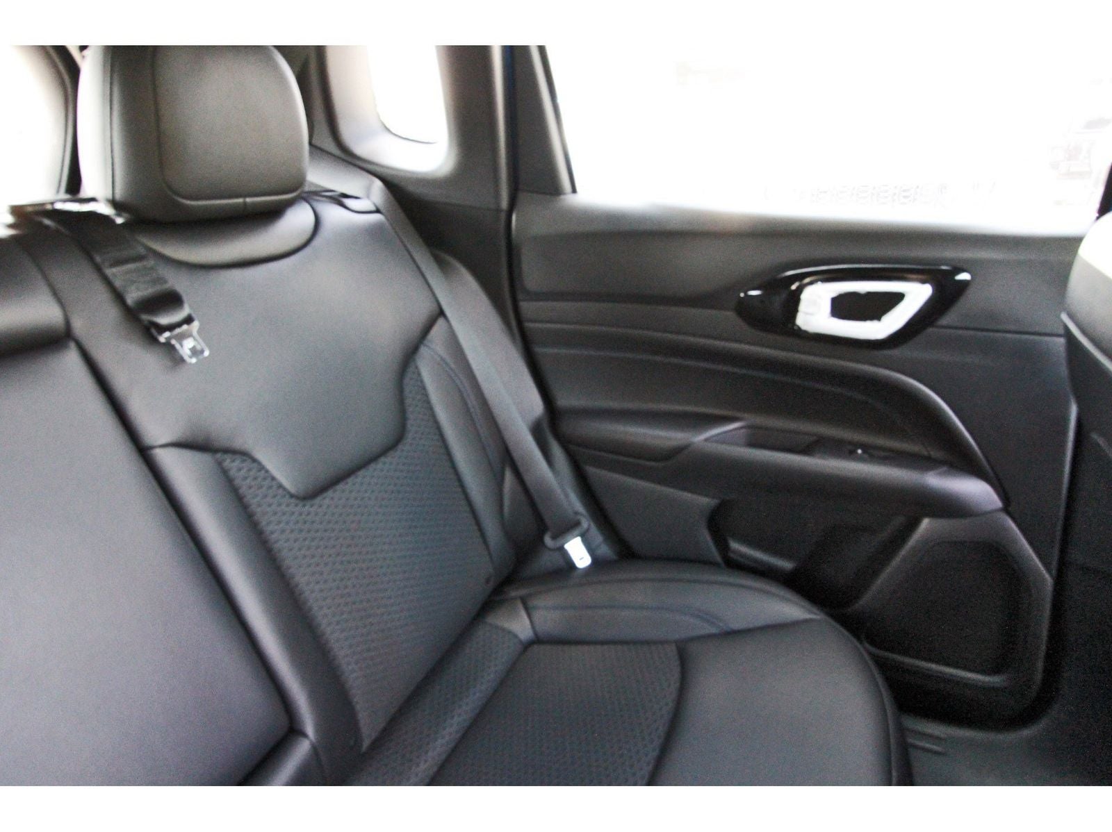 2026 Jeep Compass Latitude Altitude 4x4