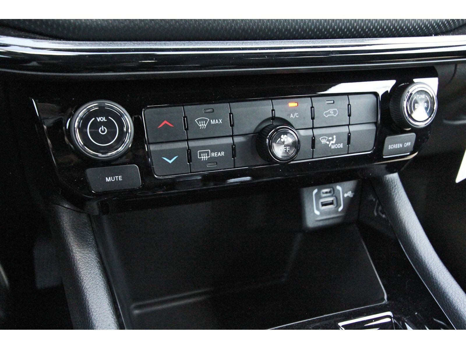 2026 Jeep Compass Latitude Altitude 4x4