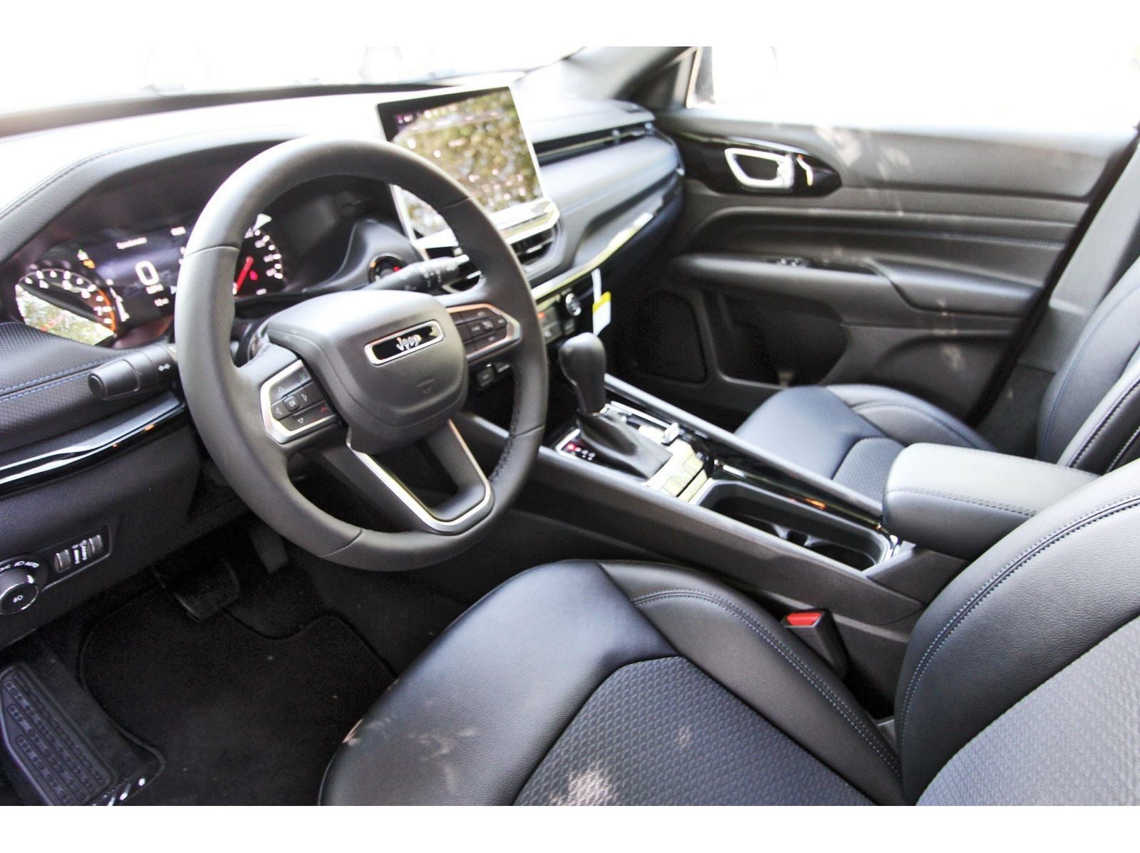 2026 Jeep Compass Latitude Altitude 4x4