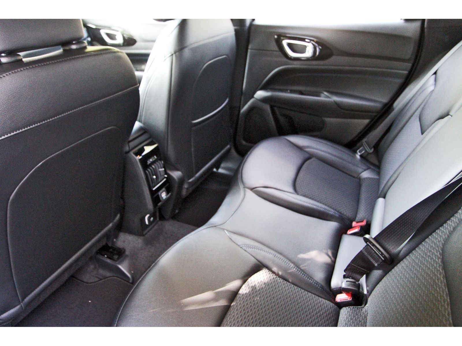2026 Jeep Compass Latitude Altitude 4x4