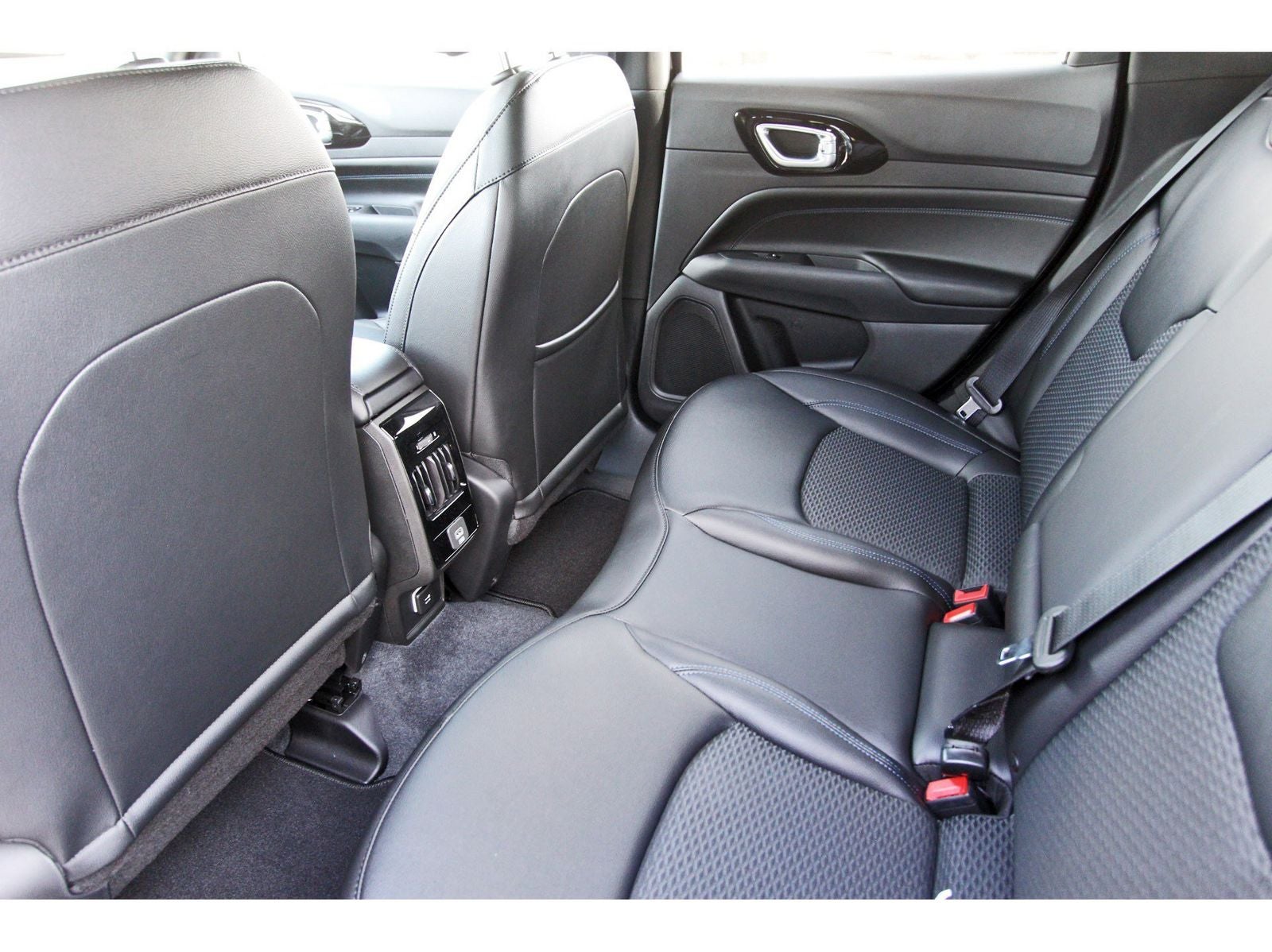 2026 Jeep Compass Latitude Altitude 4x4