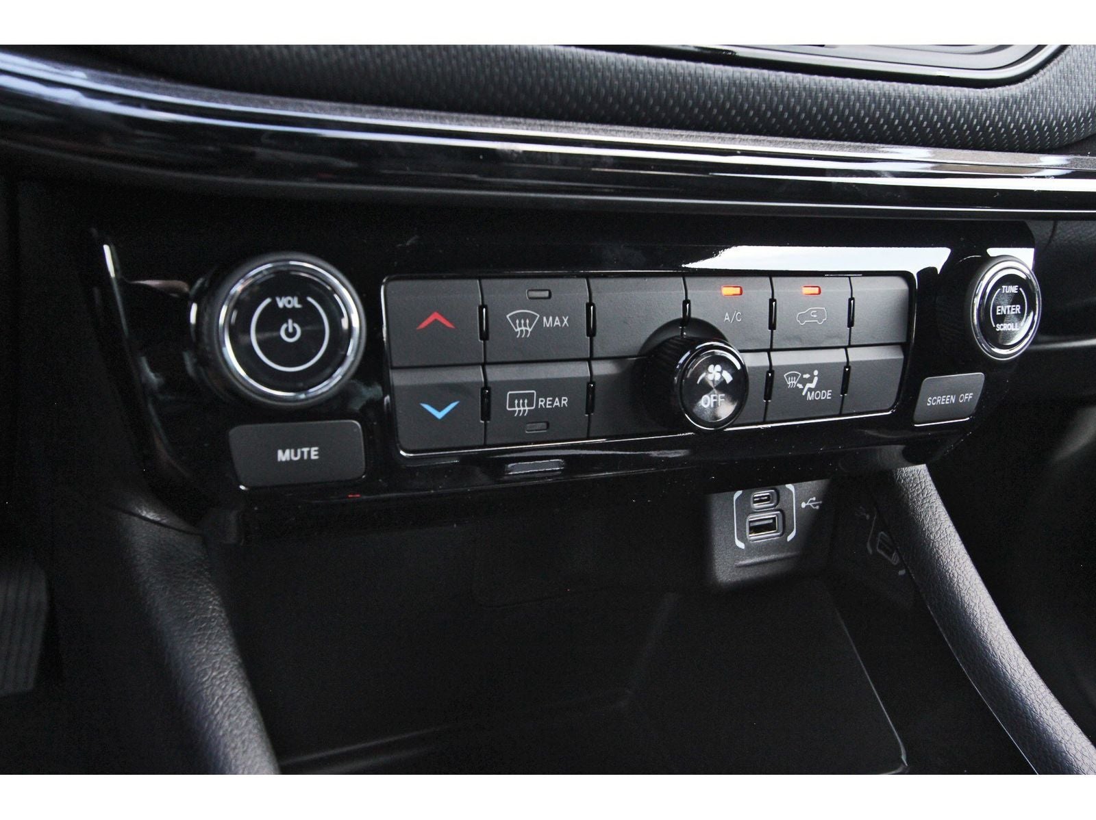 2026 Jeep Compass Latitude Altitude 4x4