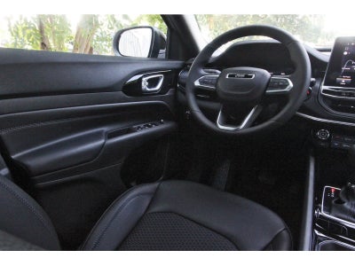 2026 Jeep Compass Latitude Altitude 4x4
