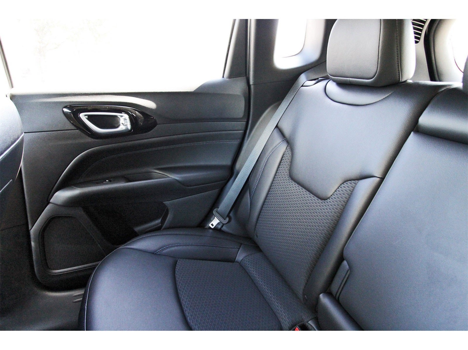 2026 Jeep Compass Latitude Altitude 4x4