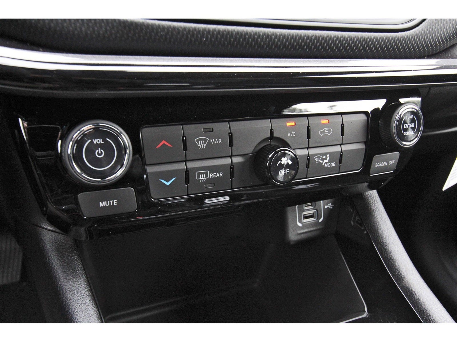 2026 Jeep Compass Latitude Altitude 4x4