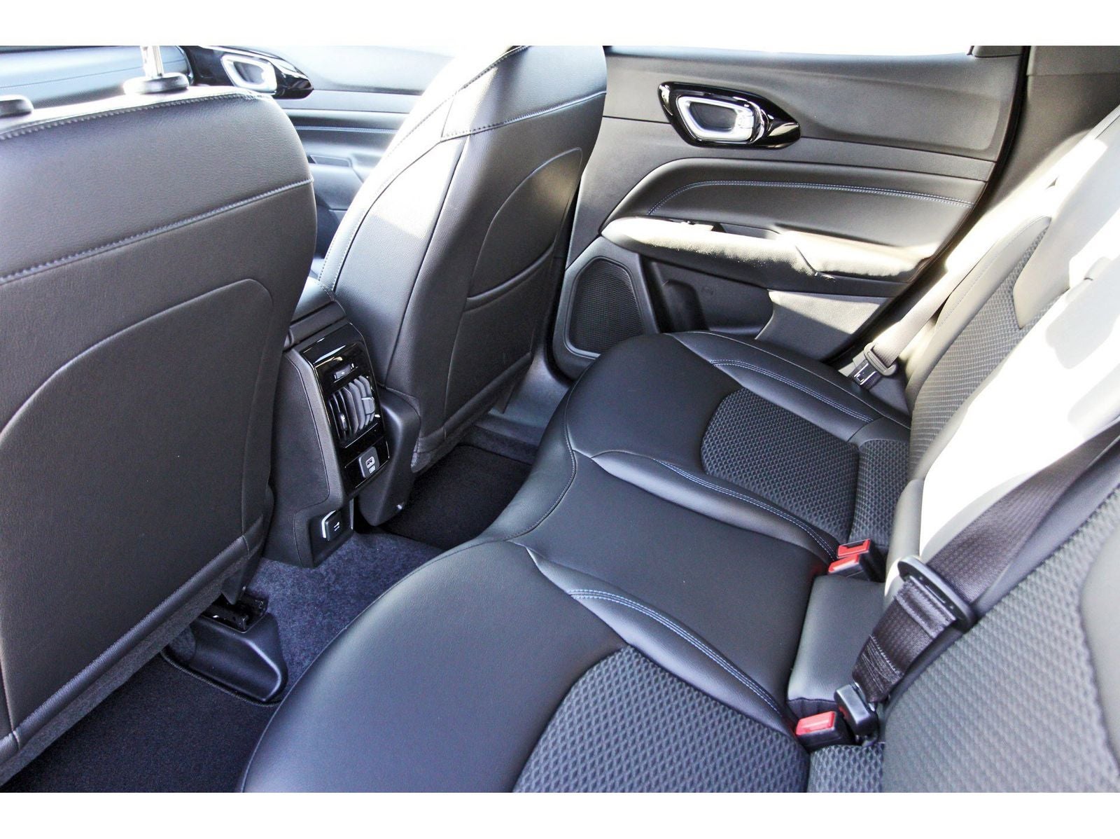 2026 Jeep Compass Latitude Altitude 4x4