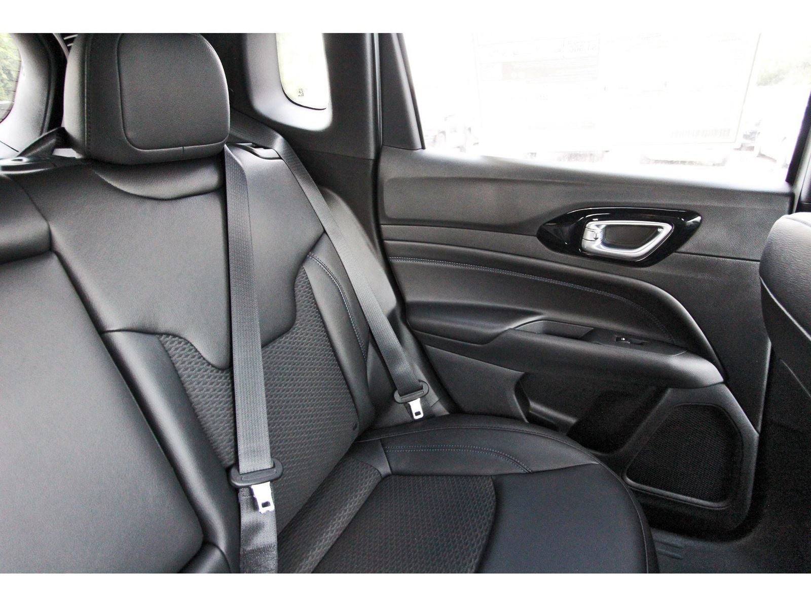 2026 Jeep Compass Latitude Altitude 4x4