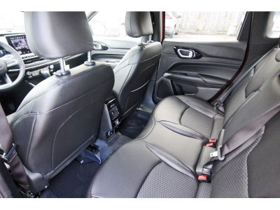 2026 Jeep Compass Latitude Altitude 4x4