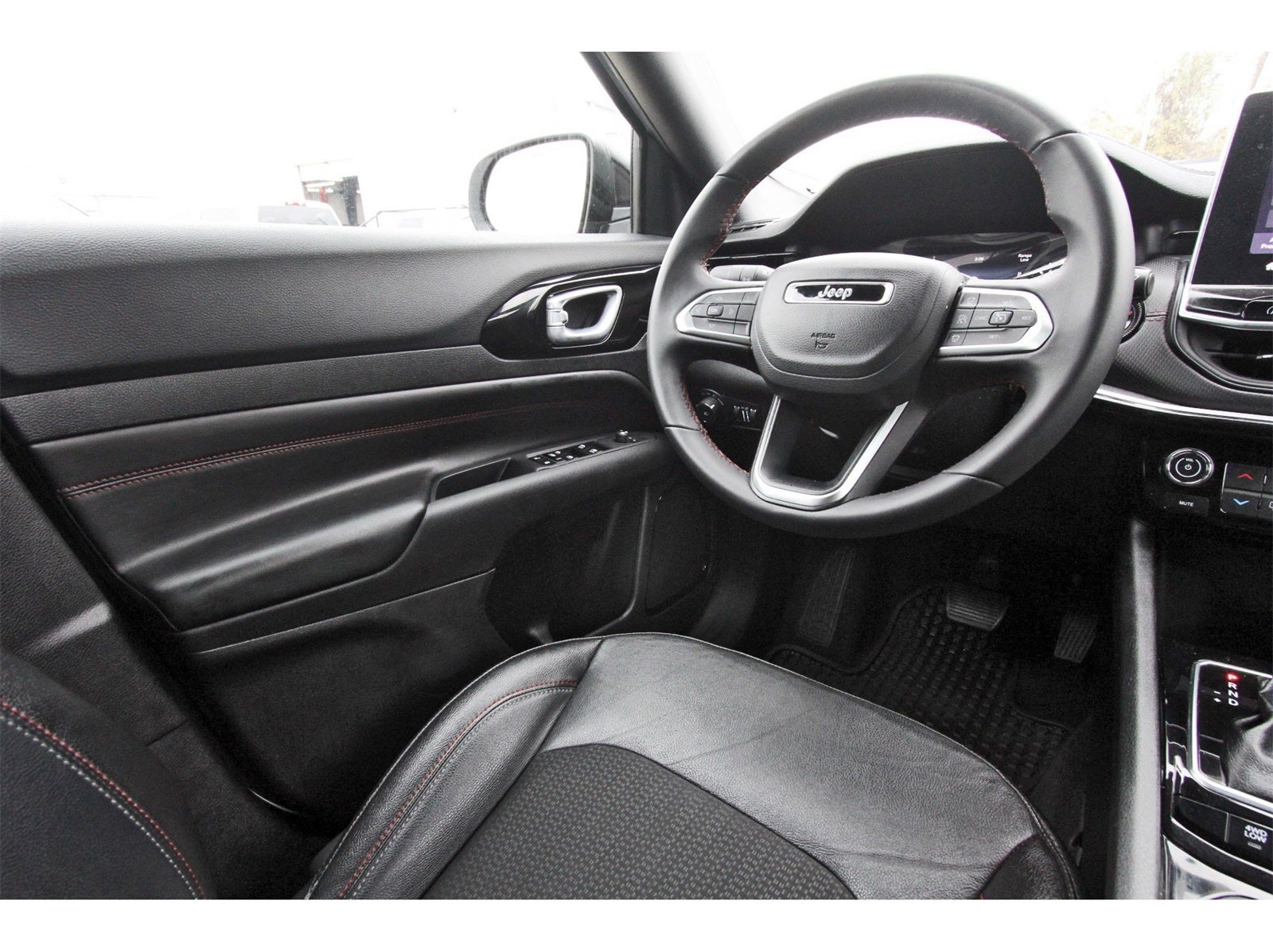 2024 Jeep Compass Trailhawk