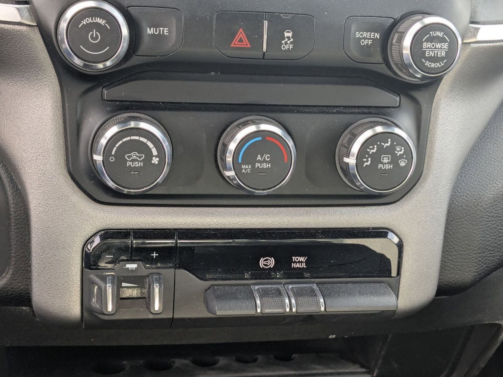 2024 RAM 3500 Big Horn