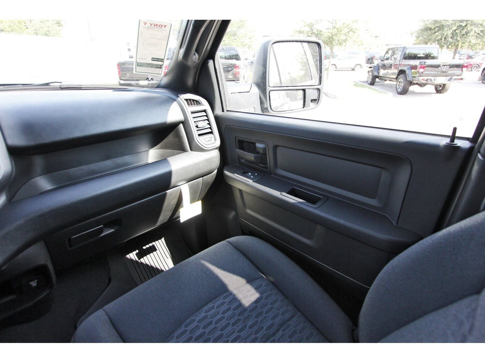 2026 RAM 2500 Warlock 4x4 Crew Cab 6'4" Box