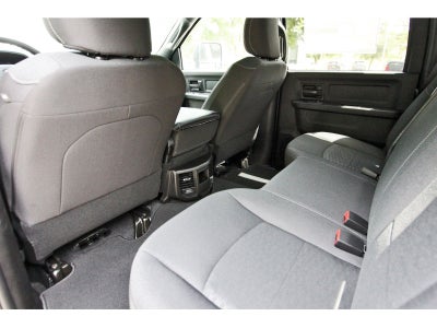 2026 RAM 2500 Black Express 4x4 Crew Cab 6'4" Box