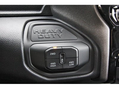 2026 RAM 2500 Black Express 4x4 Crew Cab 6'4" Box