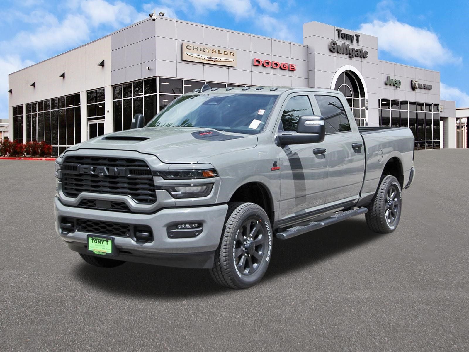 2026 RAM 2500 Black Express 4x4 Crew Cab 6'4" Box