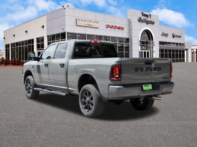 2026 RAM 2500 Black Express 4x4 Crew Cab 6'4" Box
