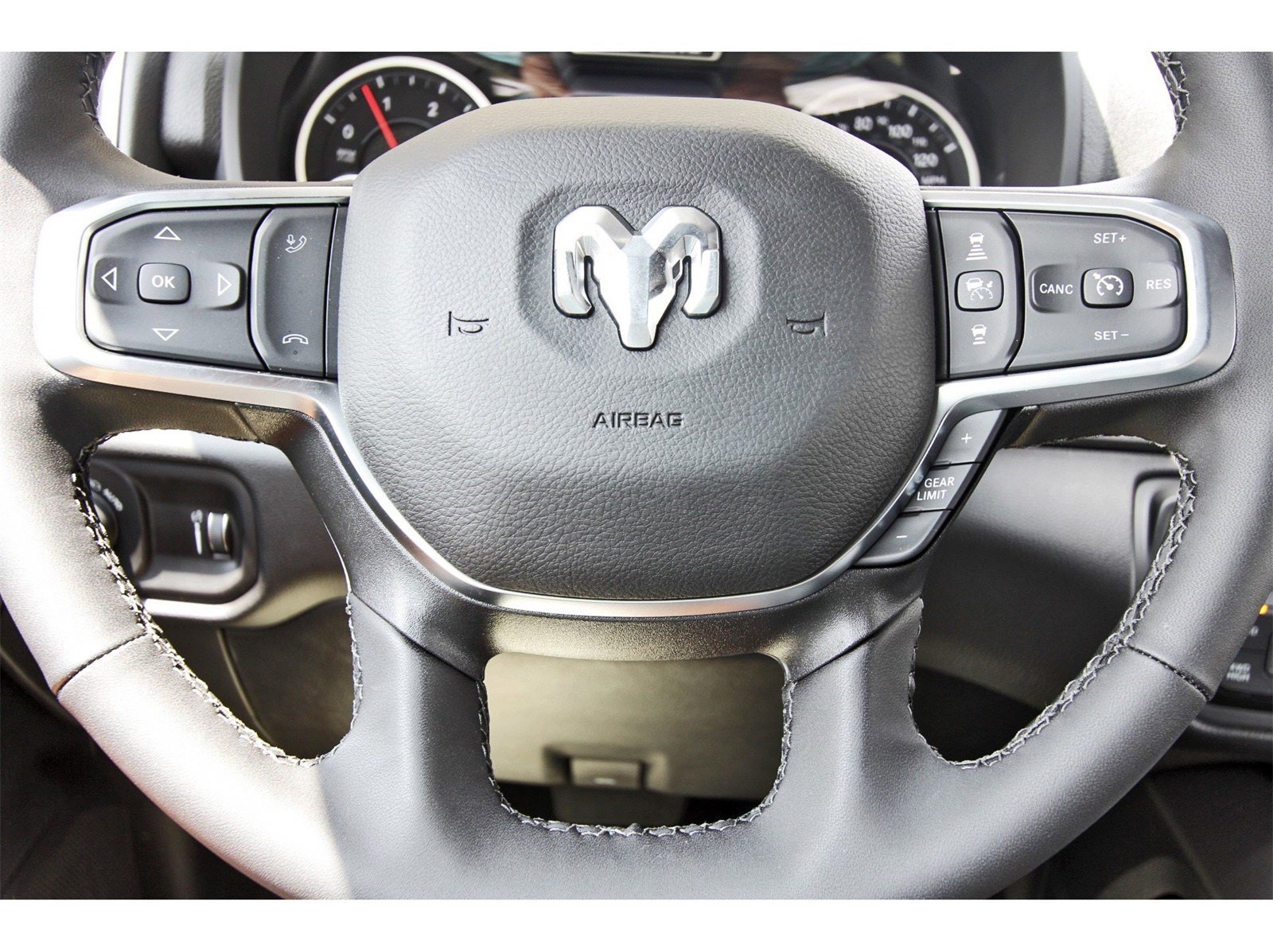 2025 RAM 2500 Big Horn Lone Star 4x4 Crew Cab 6'4" Box