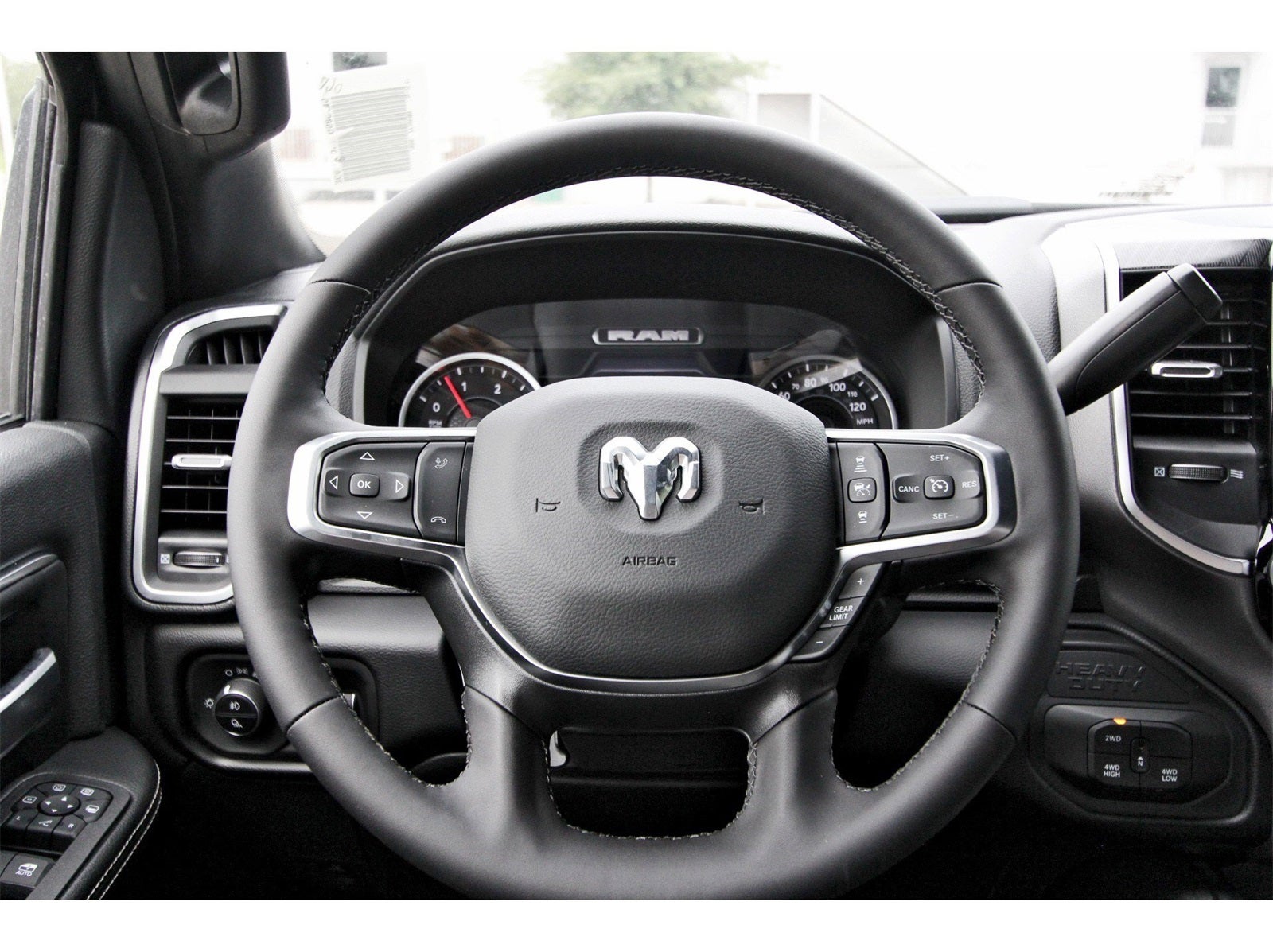 2025 RAM 2500 Big Horn Lone Star 4x4 Crew Cab 6'4" Box