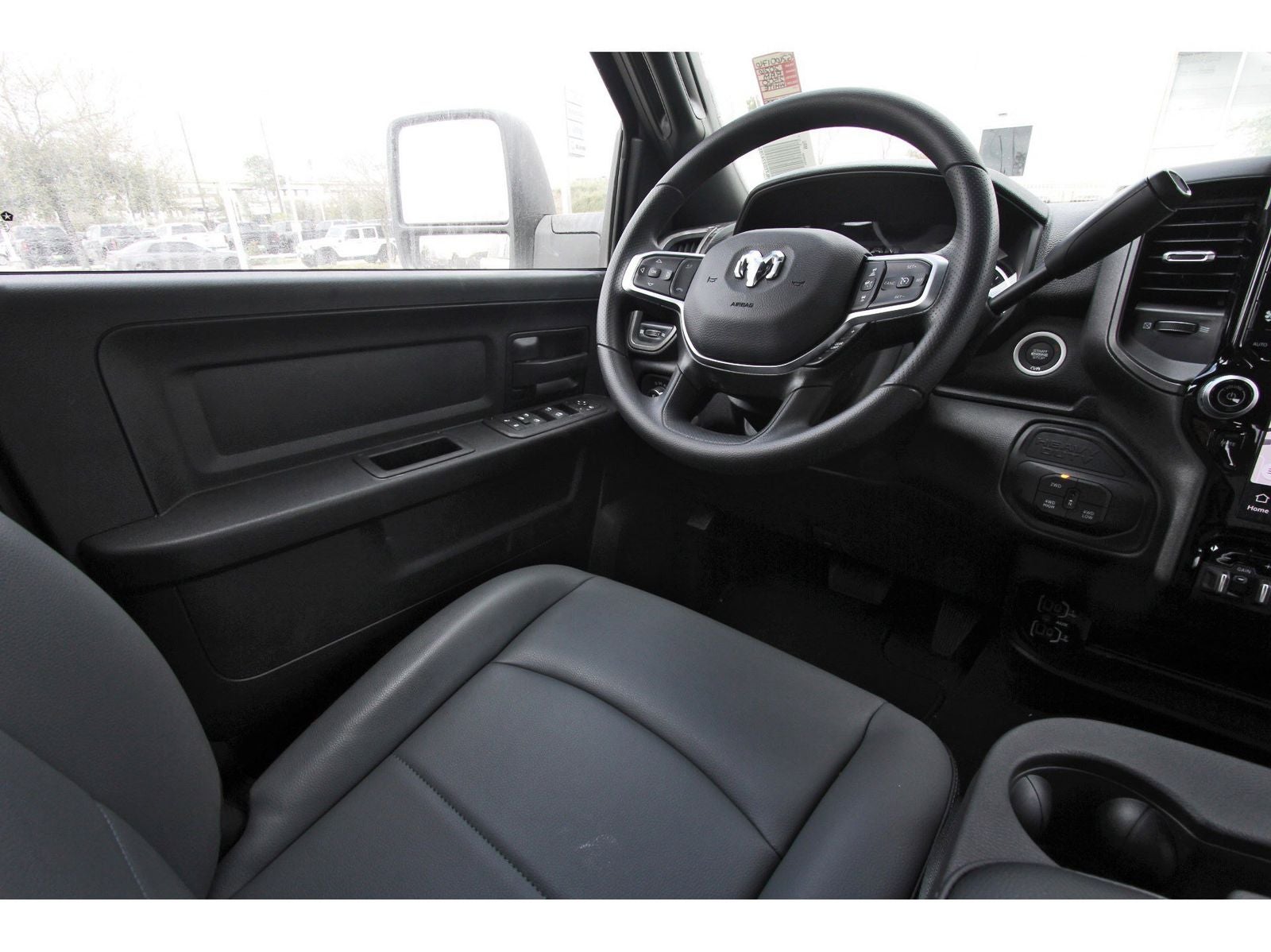 2026 RAM 2500 Tradesman 4x4 Crew Cab 8' Box