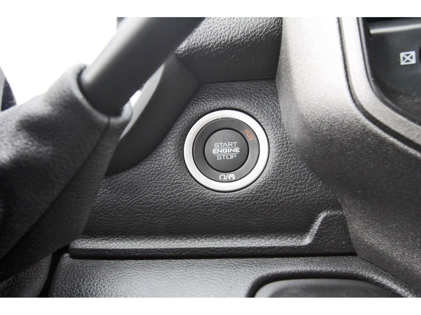 2026 RAM 2500 Tradesman 4x4 Crew Cab 8' Box