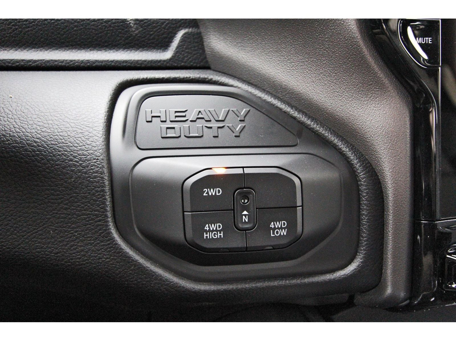 2026 RAM 2500 Laramie 4x4 Mega Cab 6'4" Box