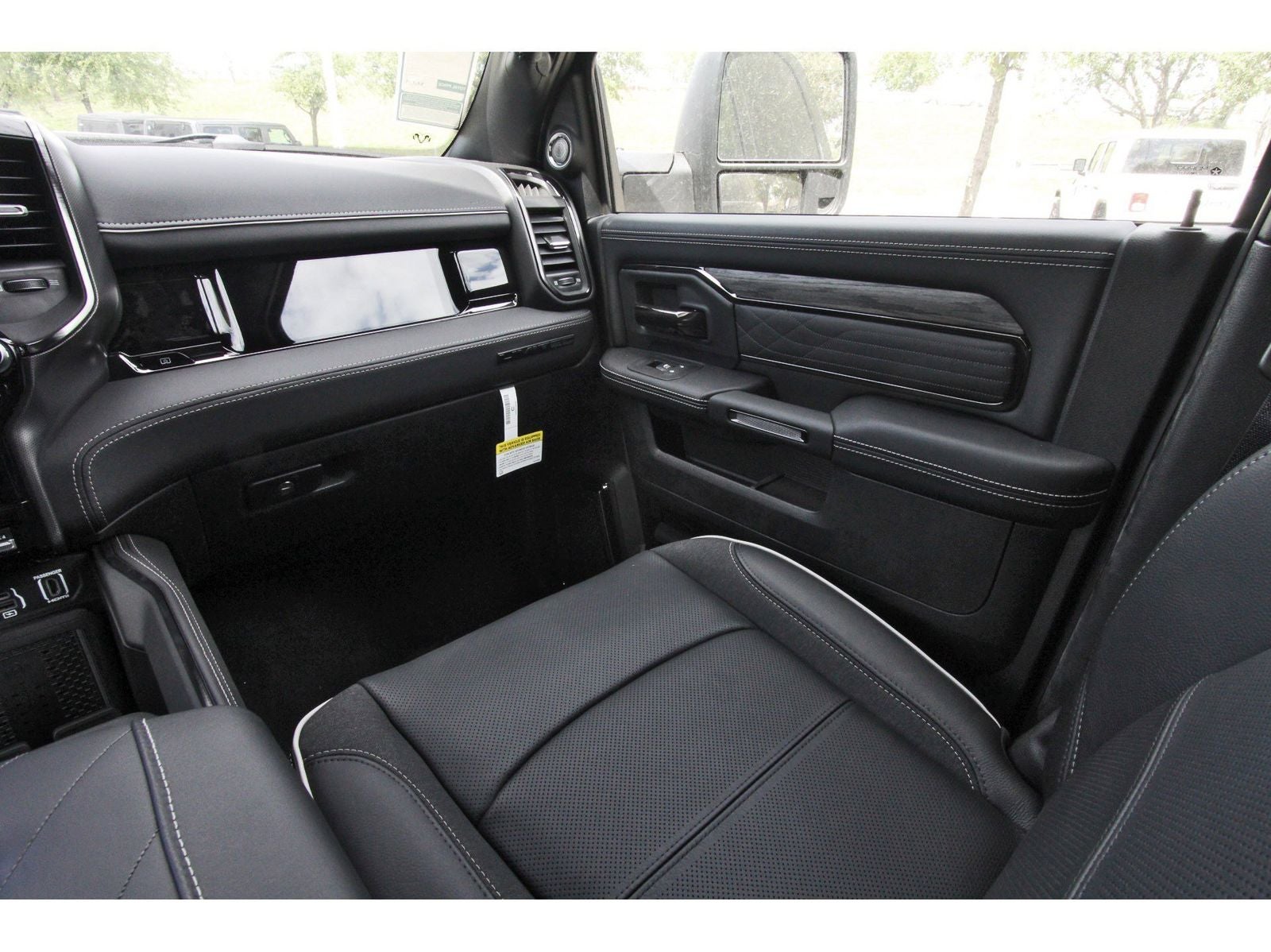 2026 RAM 2500 Limited 4x4 Crew Cab 6'4" Box