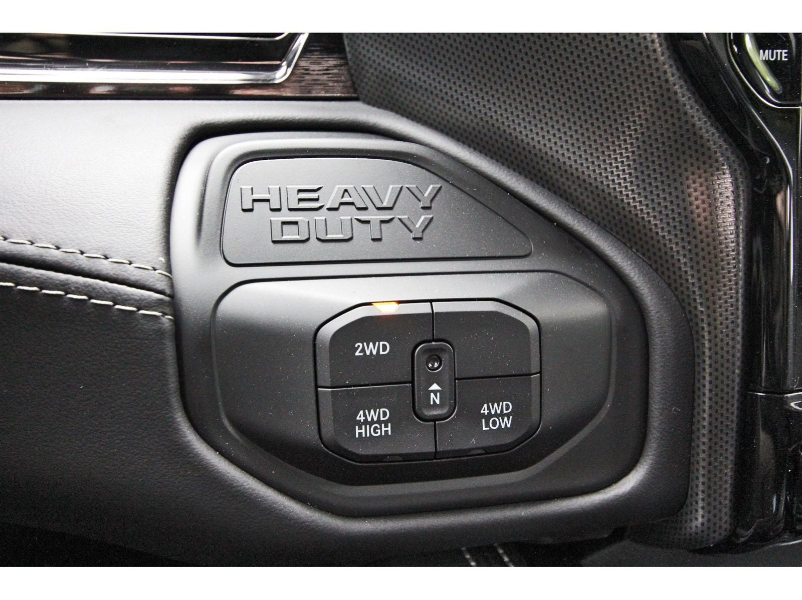 2026 RAM 2500 Limited 4x4 Mega Cab 6'4" Box