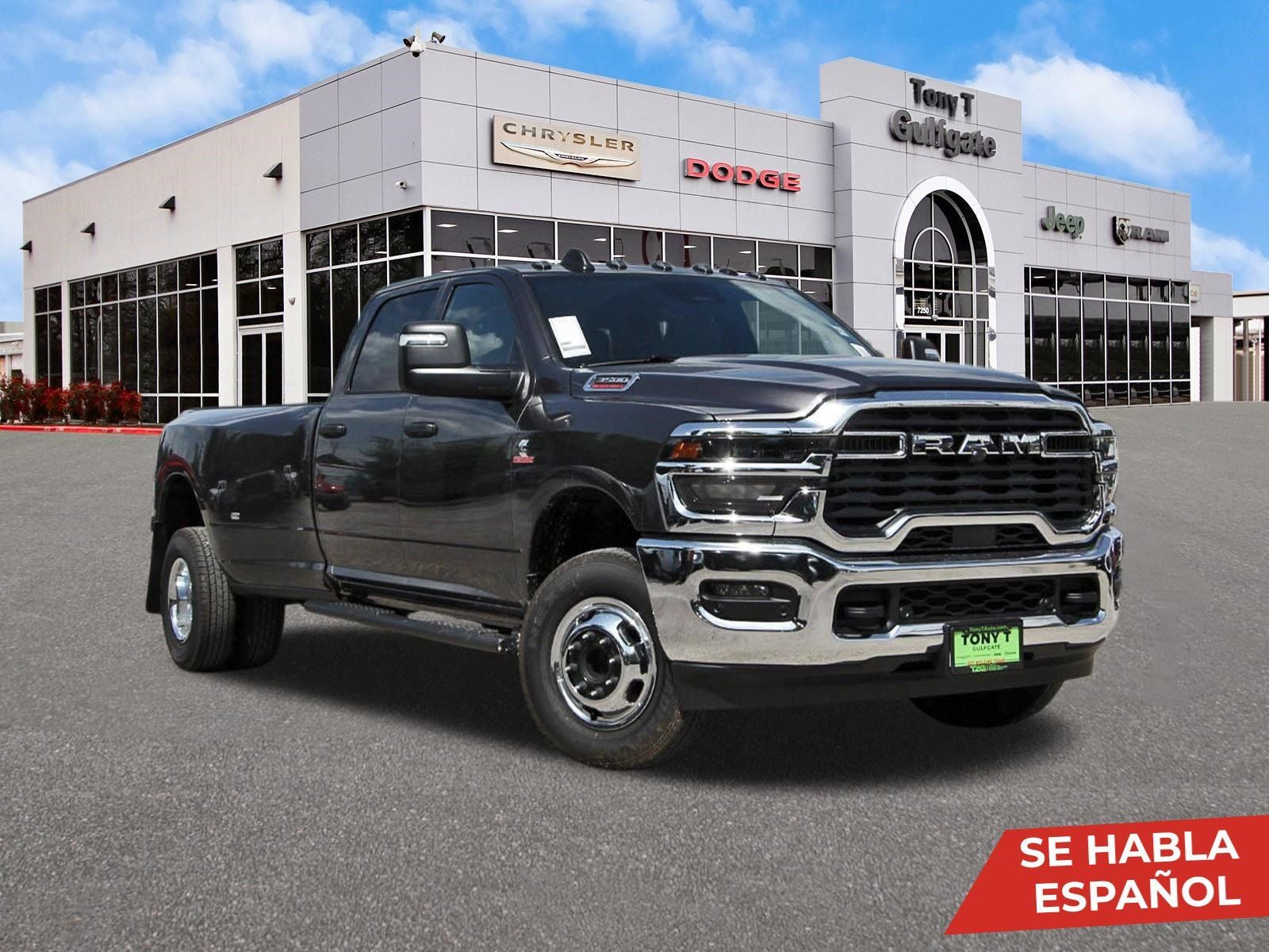 2026 RAM 3500 Tradesman 4x4 Crew Cab 8' Box