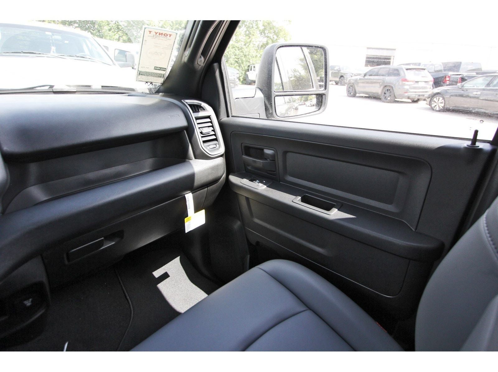 2026 RAM 3500 Tradesman 4x4 Crew Cab 8' Box