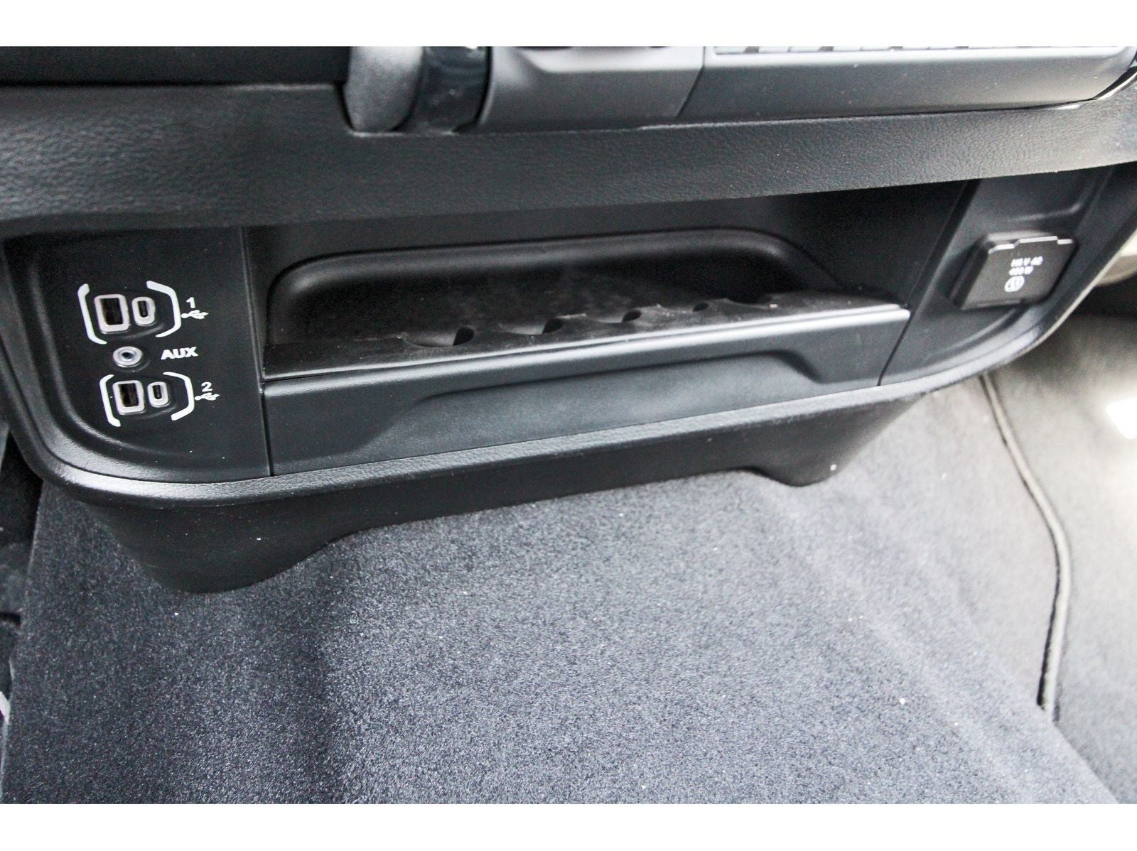 2026 RAM 3500 Tradesman 4x4 Crew Cab 8' Box