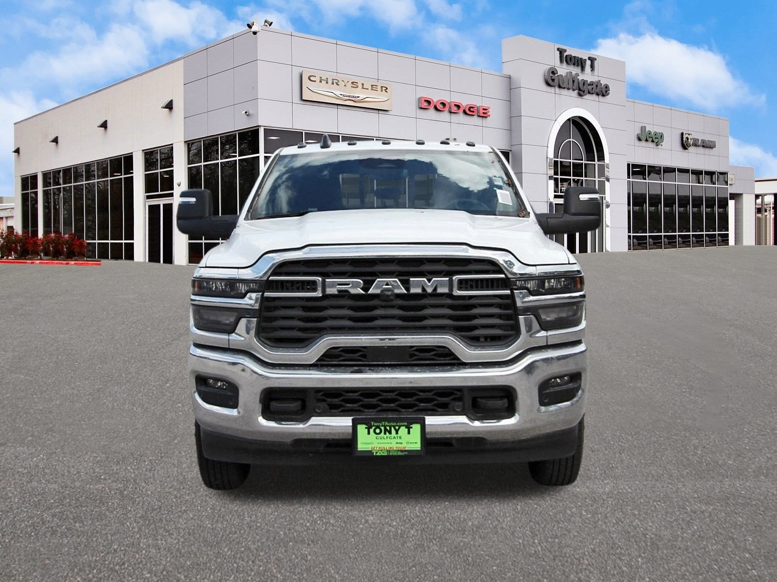 2026 RAM 3500 Tradesman 4x4 Crew Cab 8' Box