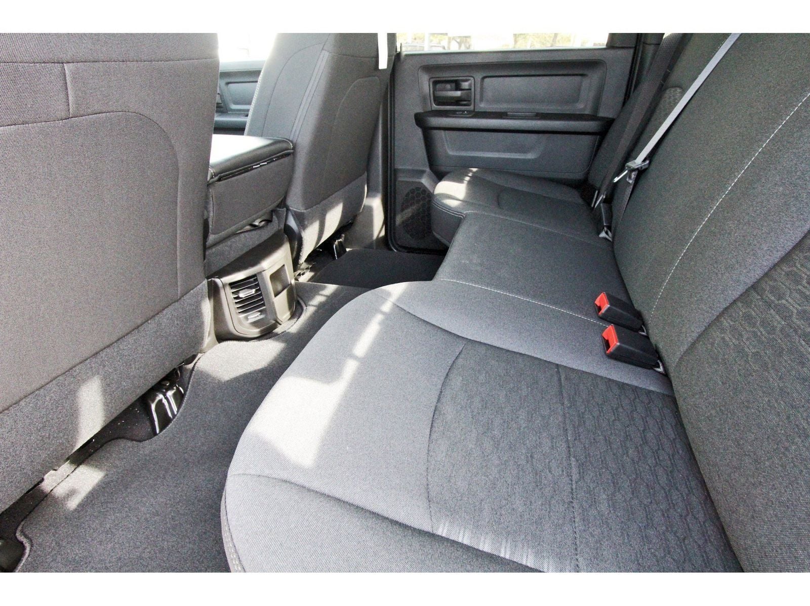 2026 RAM 3500 Tradesman 4x4 Crew Cab 8' Box