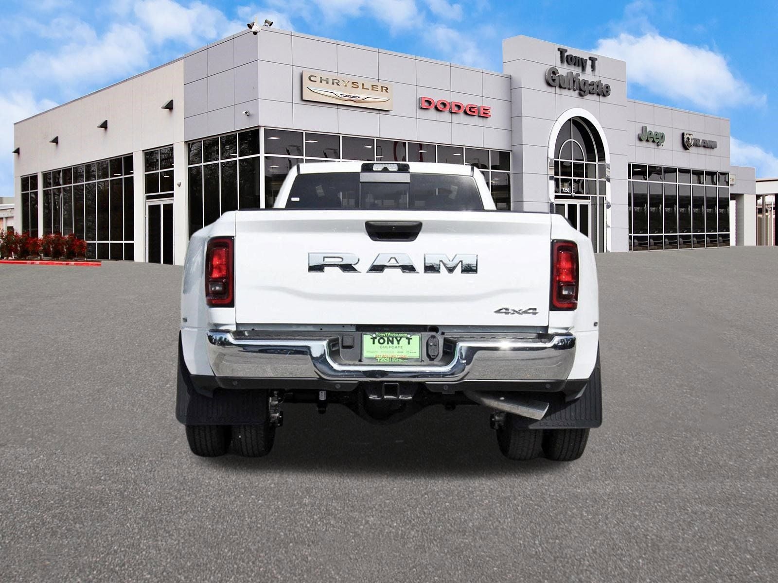 2026 RAM 3500 Tradesman 4x4 Crew Cab 8' Box