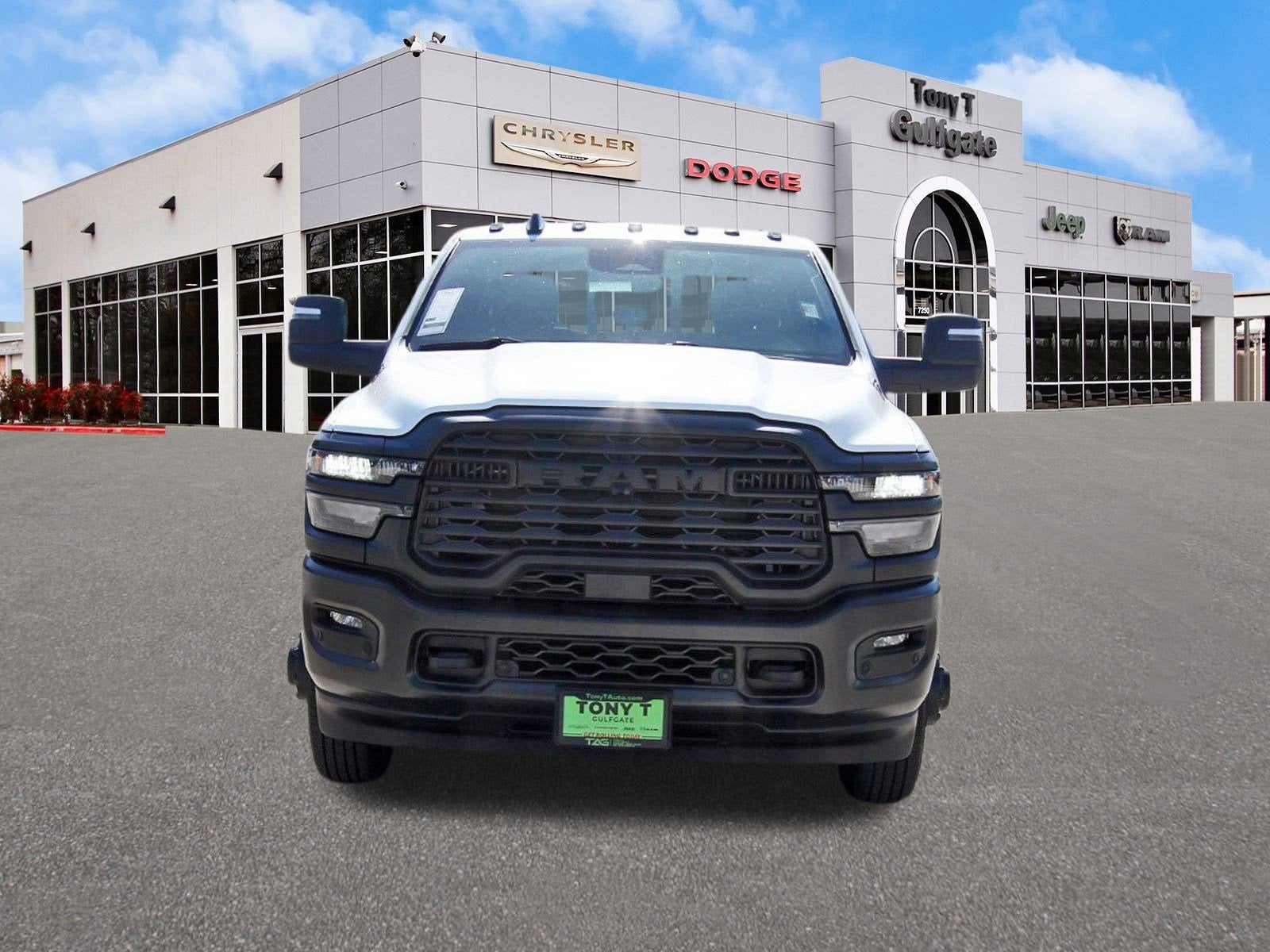 2026 RAM 3500 Tradesman 4x4 Crew Cab 8' Box