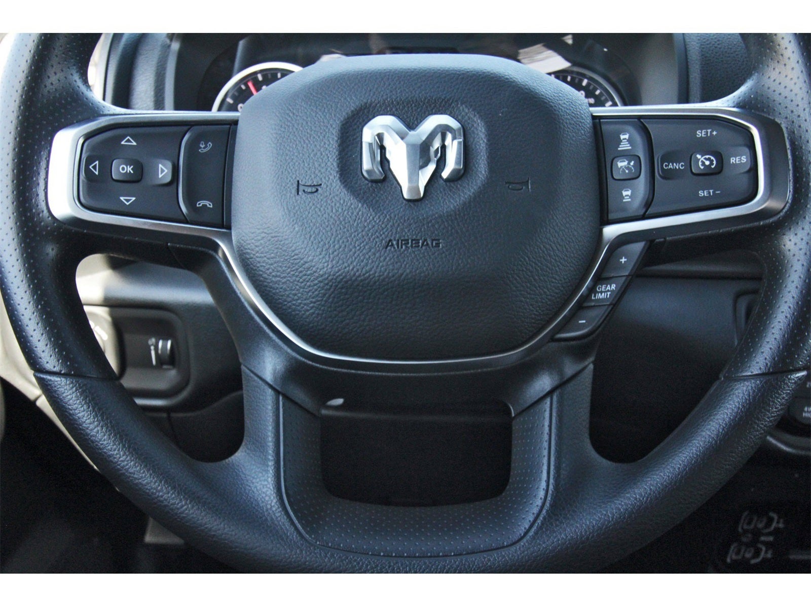 2026 RAM 3500 Tradesman 4x4 Crew Cab 8' Box