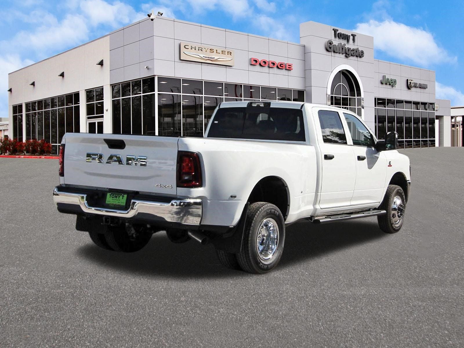 2026 RAM 3500 Tradesman 4x4 Crew Cab 8' Box