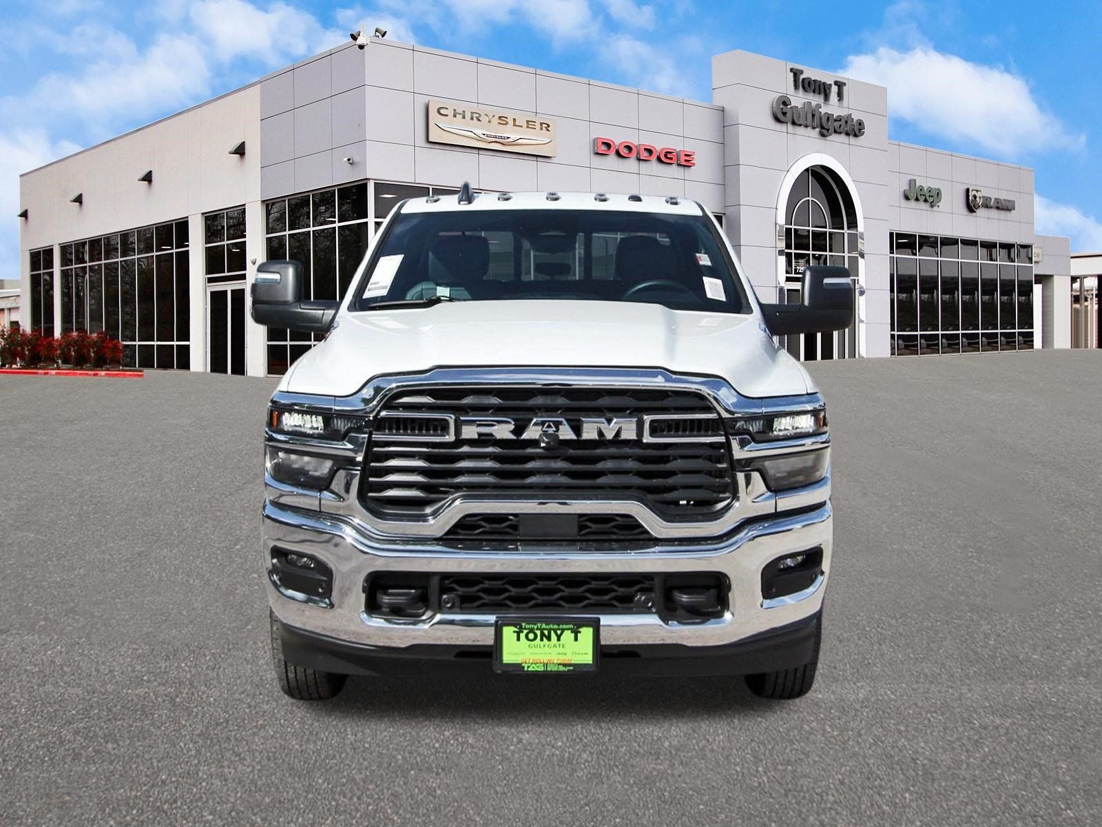 2026 RAM 3500 Tradesman 4x4 Crew Cab 8' Box