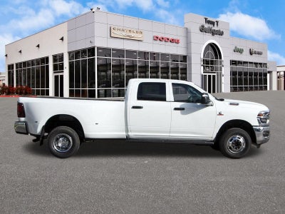 2026 RAM 3500 Tradesman 4x4 Crew Cab 8' Box