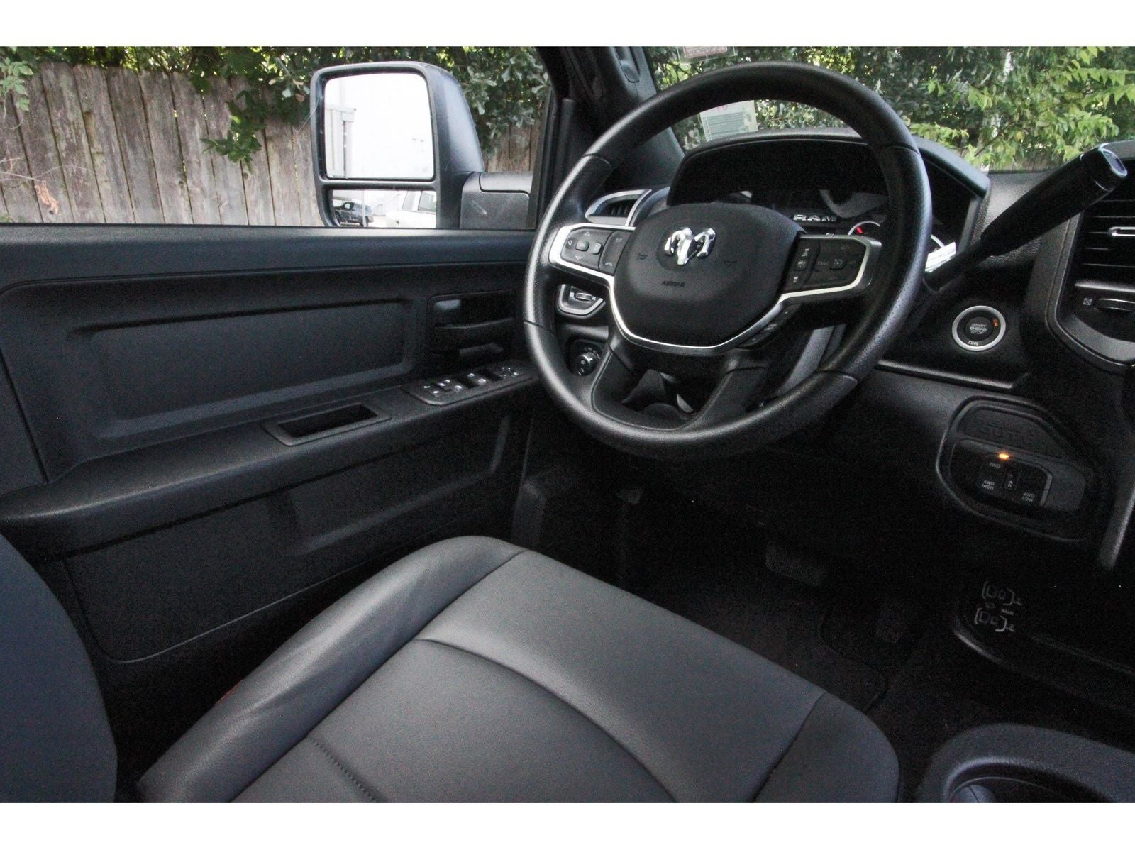 2026 RAM 3500 Tradesman 4x4 Crew Cab 8' Box