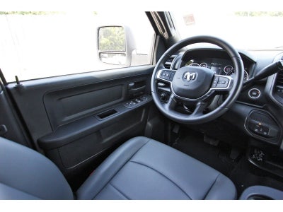2026 RAM 3500 Tradesman 4x4 Crew Cab 8' Box