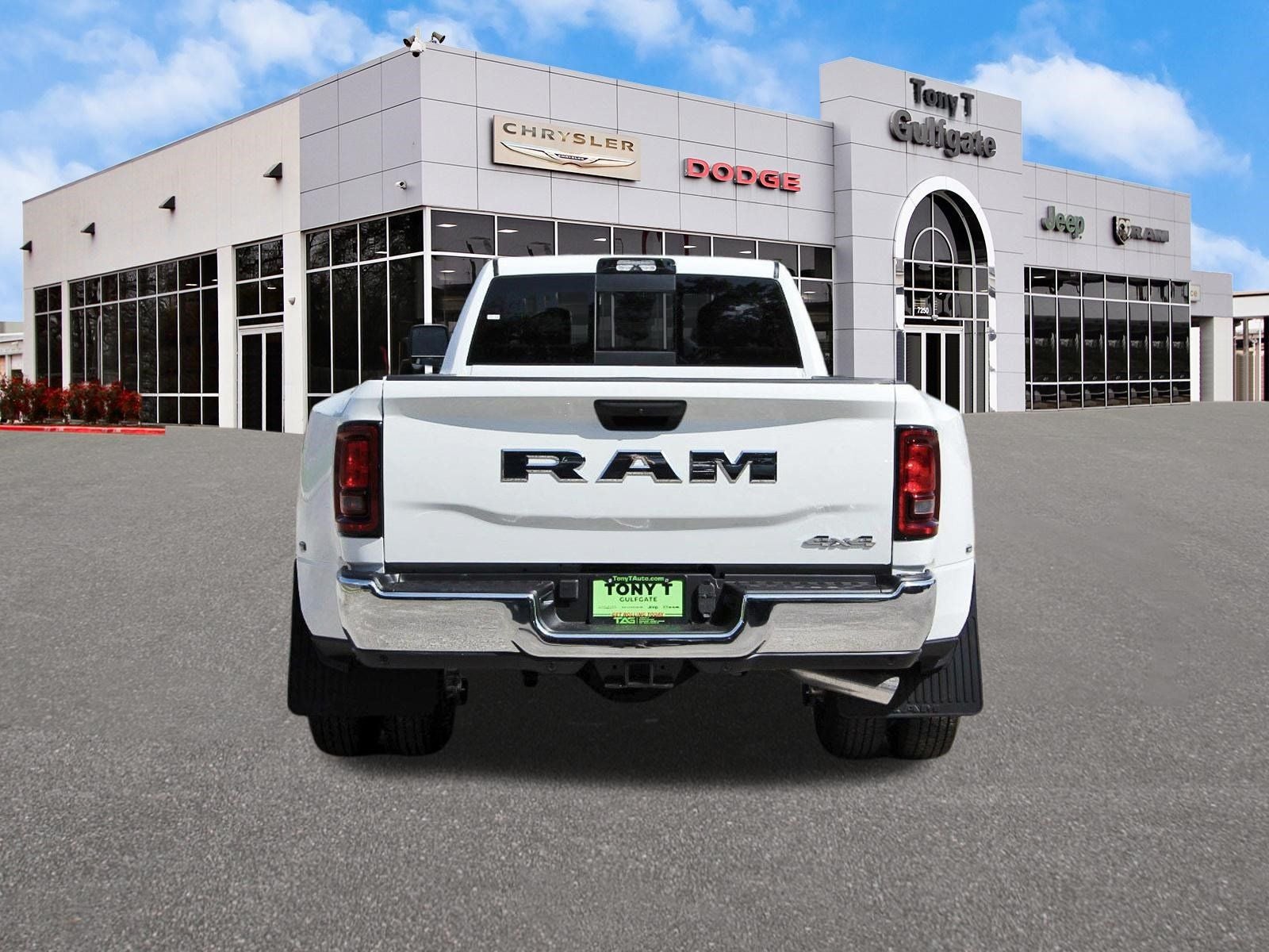 2026 RAM 3500 Tradesman 4x4 Crew Cab 8' Box