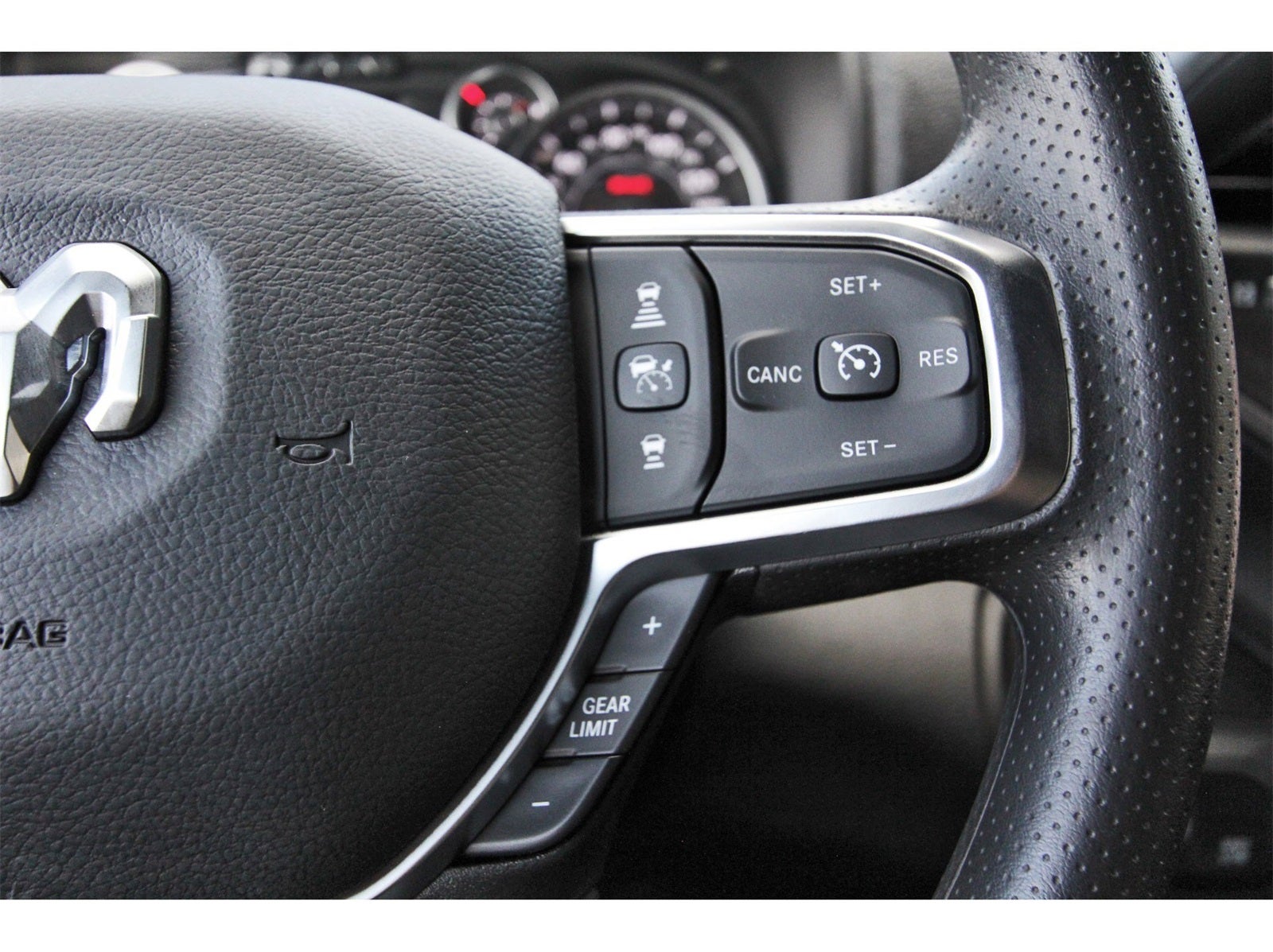 2026 RAM 3500 Tradesman 4x4 Crew Cab 8' Box